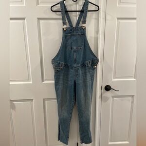 Maternity denim overalls